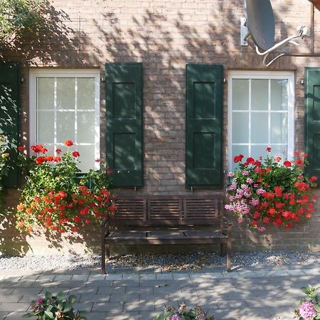 Ferienwohnung Am Deich Bedburg-Hau Exterior photo